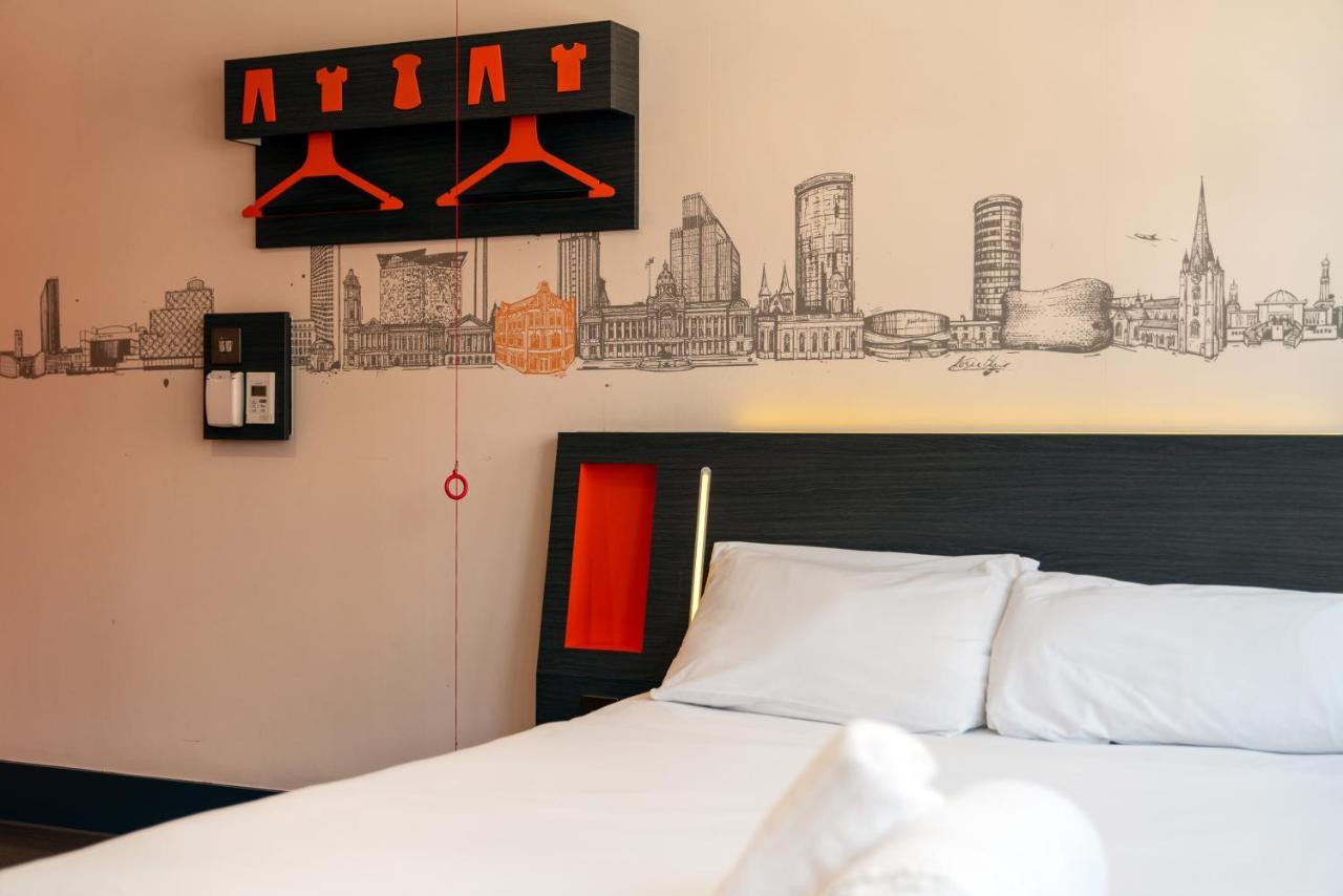 Easyhotel Бирмингам Екстериор снимка