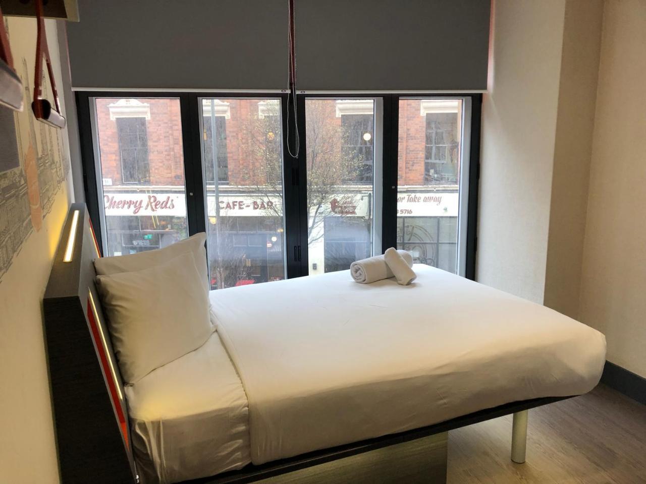 Easyhotel Бирмингам Екстериор снимка