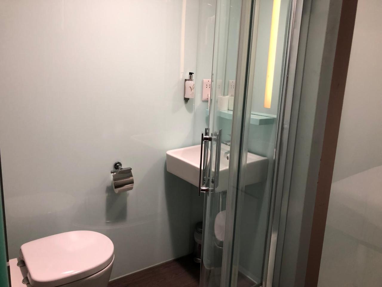 Easyhotel Бирмингам Екстериор снимка