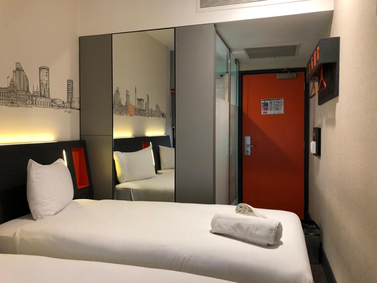 Easyhotel Бирмингам Екстериор снимка