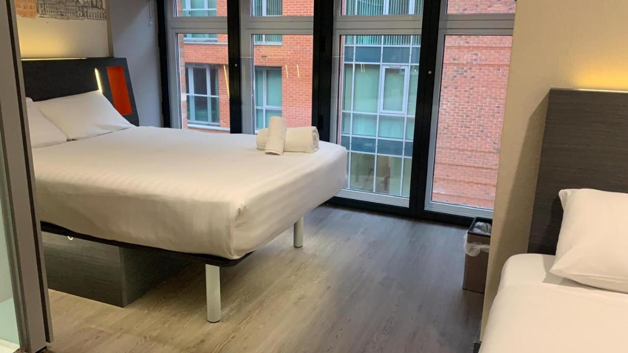 Easyhotel Бирмингам Екстериор снимка